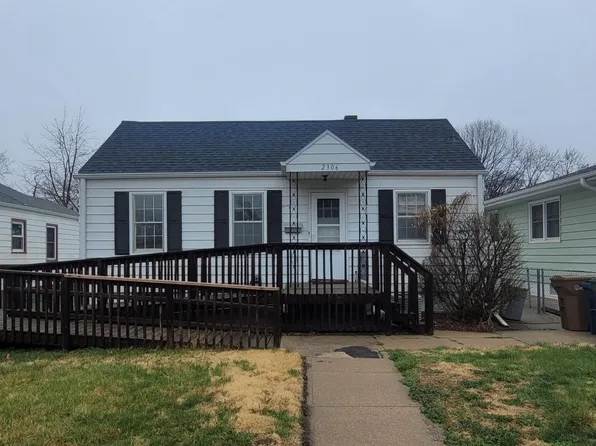 2306 Jackson St, Bellevue, NE 68005