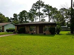 1st image of 132 Brentwood Blvd