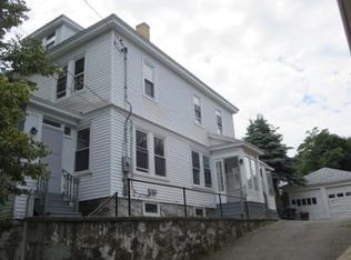 85 Brookfield St, Lawrence, MA 01843