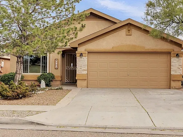 9704 Mogollon Dr NW, Albuquerque, NM 87114