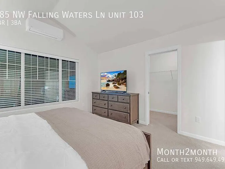 685 NW Falling Waters Ln #103 — Photo 18