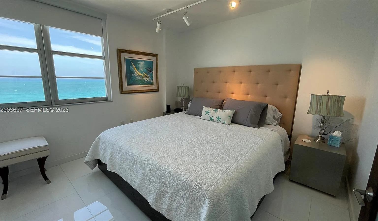 Arlen Beach Condo — Photo 4