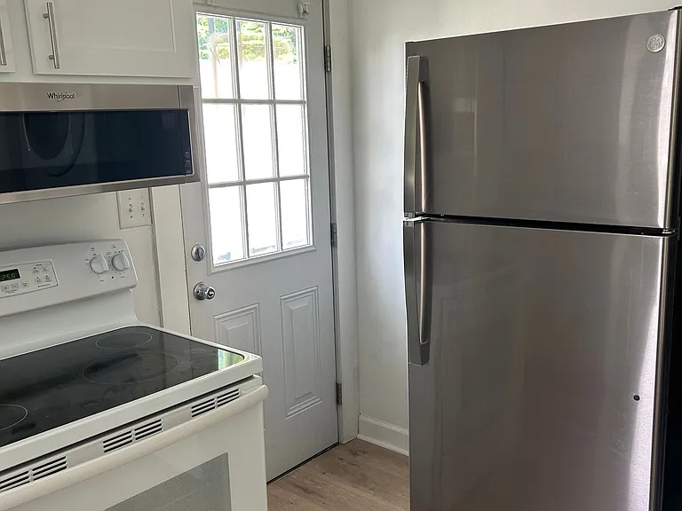 1569 Valley Dr — Photo 10
