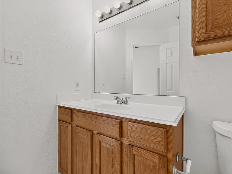 4184 Capstone Dr — Photo 10