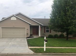 805 Oak Moss Dr, Wentzville, MO 63385