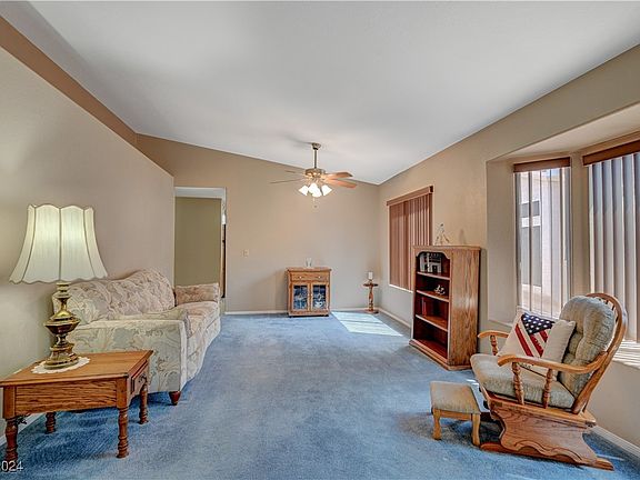 5th image of 404 Matecumbe Way