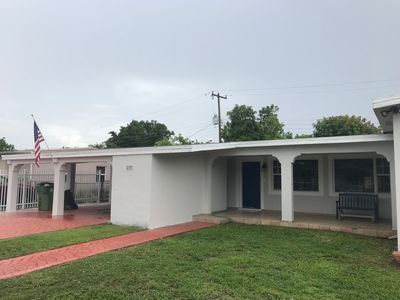 971 W 64th St, Hialeah, FL, 33012