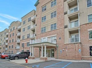 2311 Windsor Park Ct #311, Englewood, NJ 07631