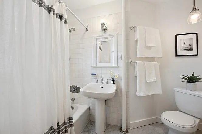 7 Linnaean St #1 — Photo 12