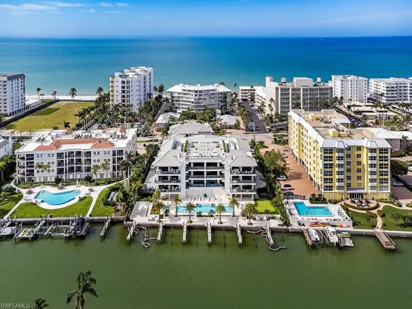 1820 Gulf Shore BLVD N #204, NAPLES, FL 34102