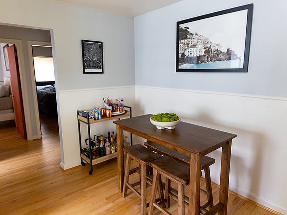 3rd image of 5514 Islington Ave APT 1