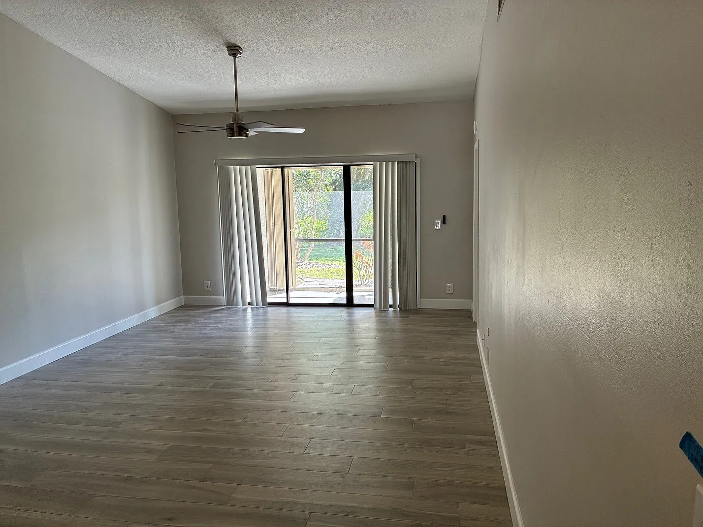 1424 SW Silver Pine Way — Photo 4