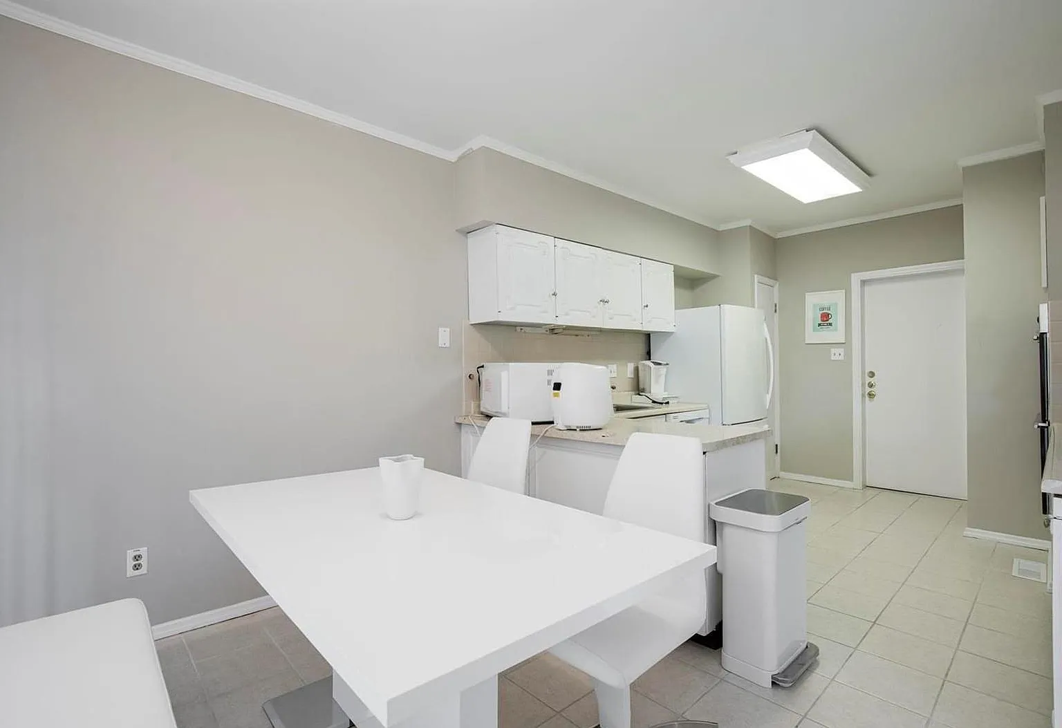 10315 Corbeil Dr — Photo 1