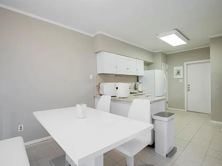 10315 Corbeil Dr #C — Photo 1
