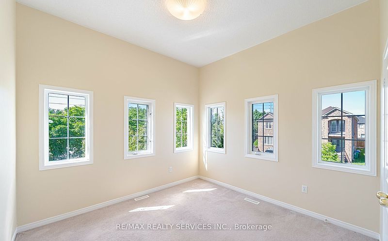 Mississauga House for rent - 3 Bedrooms — photo 19