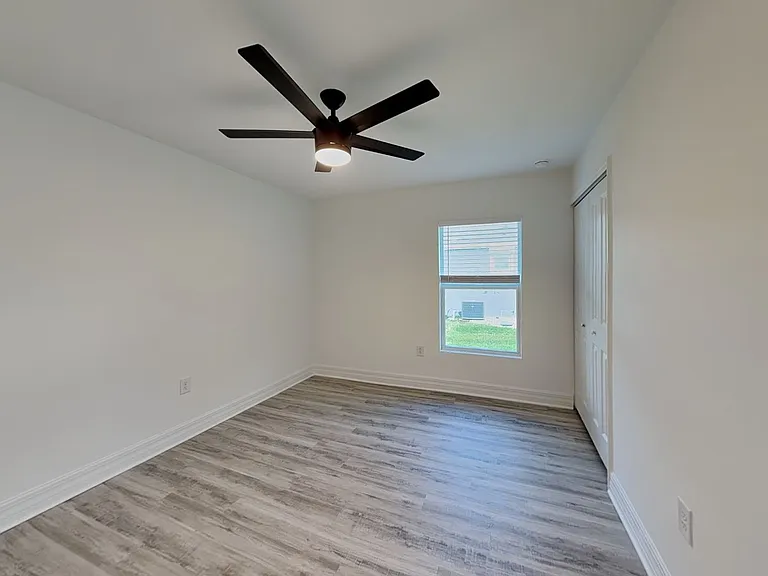 2308 NW 9th Ave — Photo 11