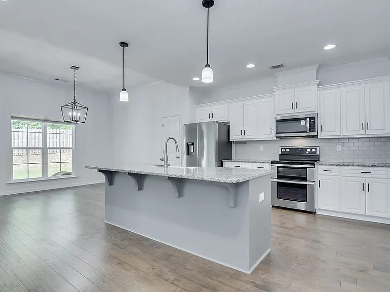 810 Fenwick Ct — Photo 7