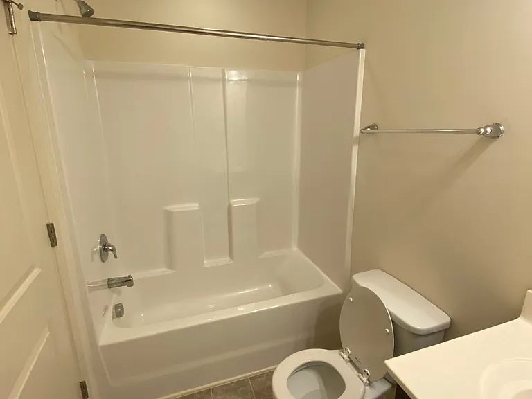 6 Rochambeau Ct #1 — Photo 10
