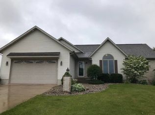 13633 N Ashbury Ct, Nappanee, IN