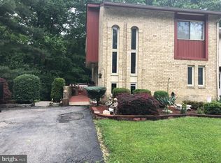12738 Rolling Brook Dr, Woodbridge, VA 22192