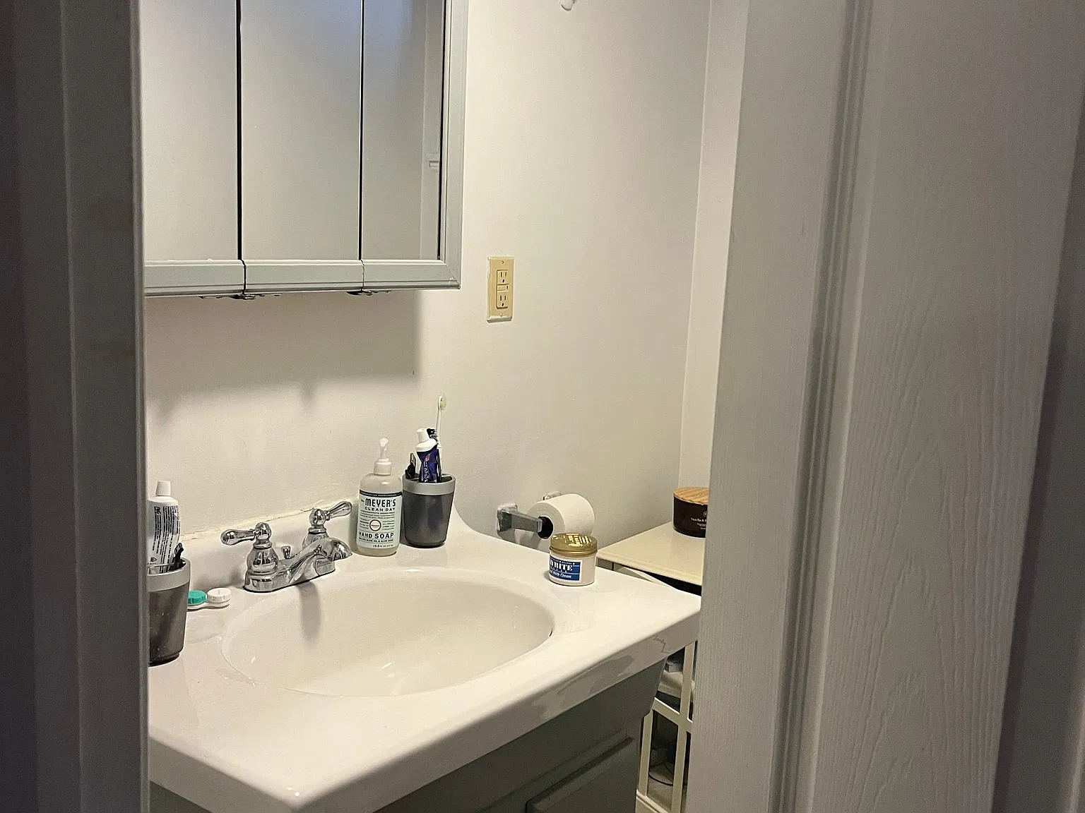 331 Halket Street 3-bedroom Lower Level — Photo 3