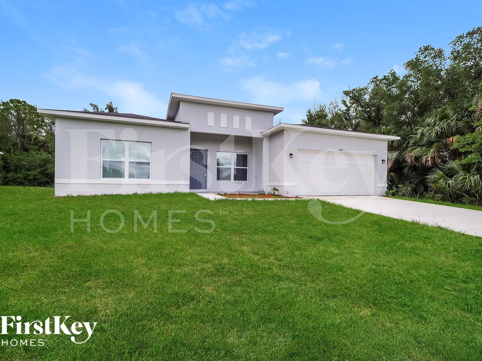 4 bed, 3.0 bath, 1850 sqft, $1,935 — Photo 1