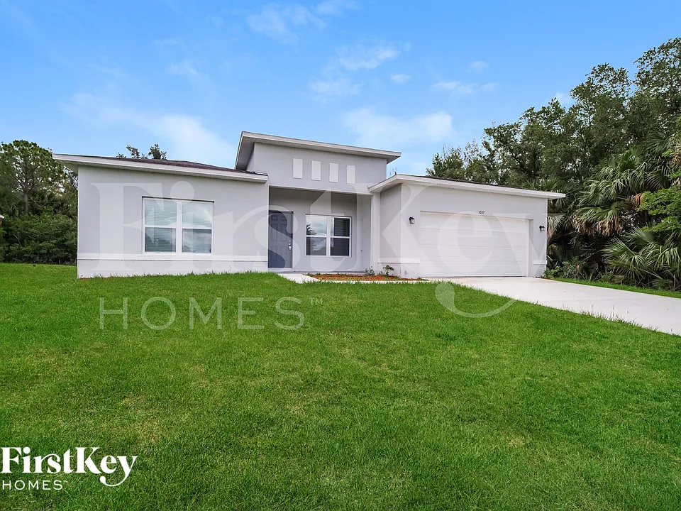 1037 Garvey Rd SW