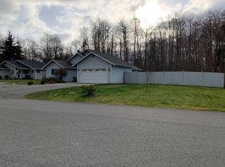 2029 Doe Dr, Oak Harbor, WA 98277
