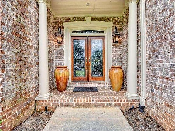 2nd image of 6625 Chelsea Gardens Way