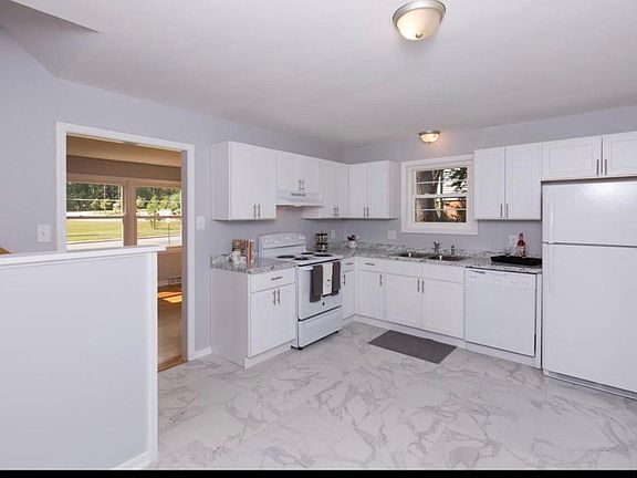 2nd image of 8702 Nesslewood Dr