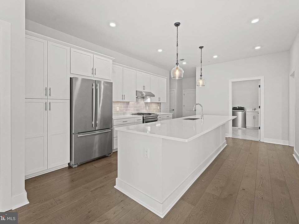1st image of 44691 Wellfleet Dr Unit 404