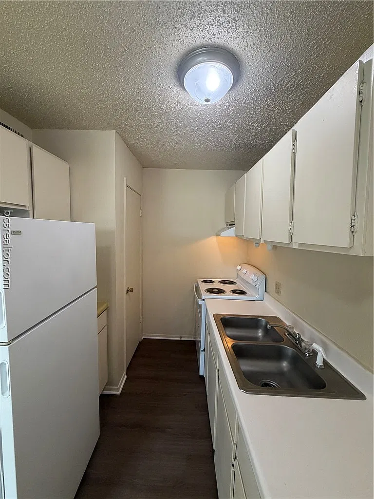 1 bed, 600 sqft, $600 — Photo 2