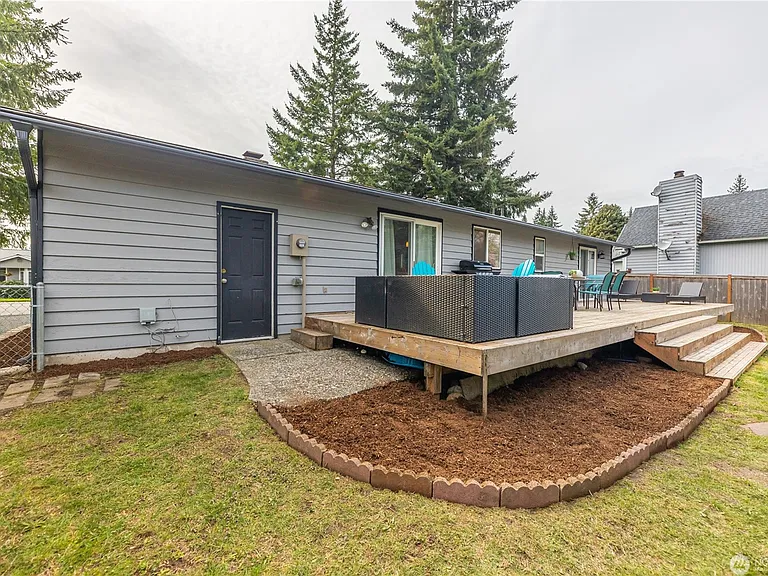 2733 174th St SE — Photo 22