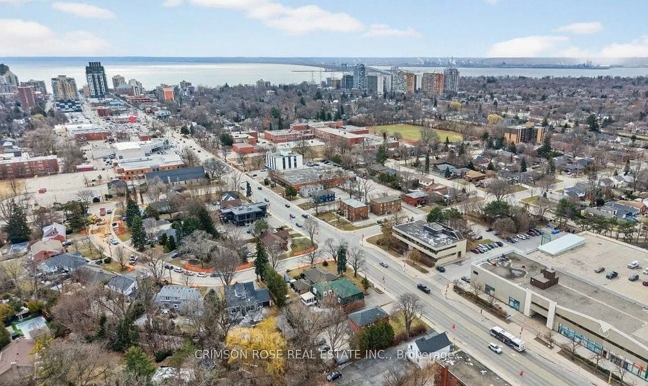 4 bed, $4,600 — Photo 4