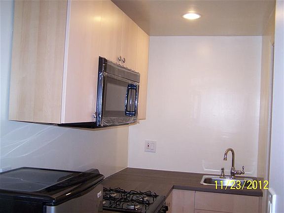 5th image of 14011 London Ln