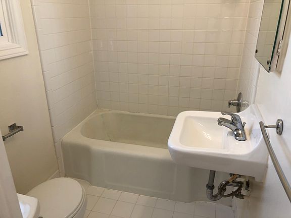 3rd image of 455 Arlington St APT 11