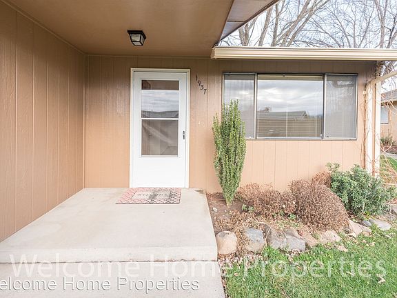 4th image of 1937 Plaza Way