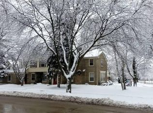 8707 Stickney Ave, Wauwatosa, WI 53226