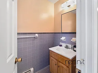 Rented by Rennit Inc.