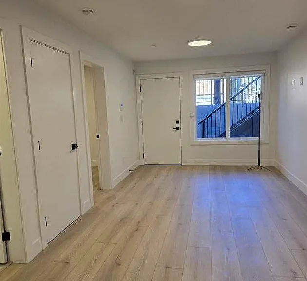 15571 Victoria Ave — Photo 13