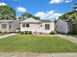 21820 Cunningham Ave, Warren, MI 48091