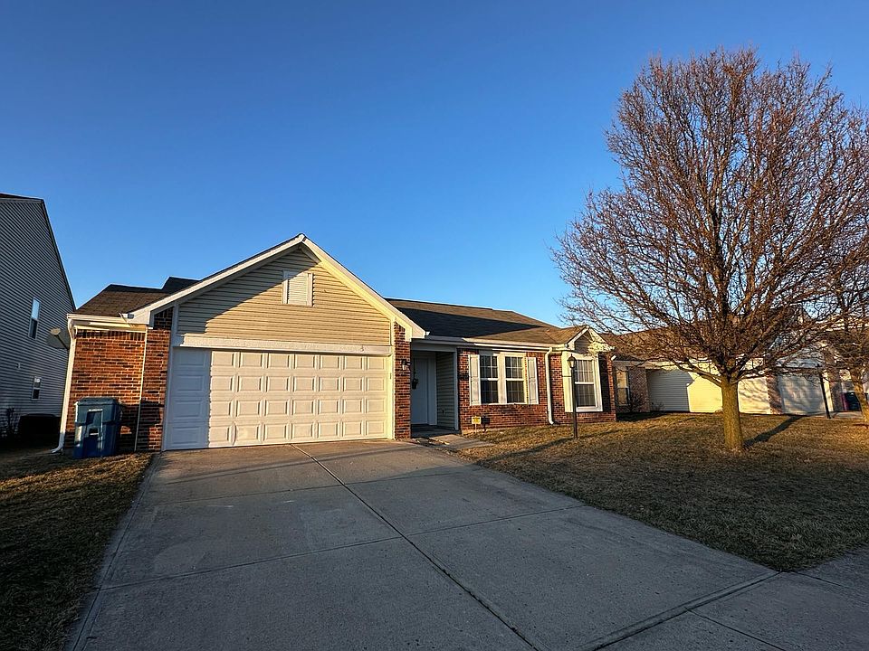 1st image of 8050 Twin River Dr