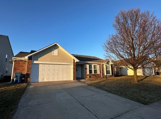 8050 Twin River Dr, Indianapolis, IN 46239