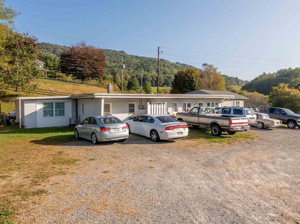 1165 N Independence Ave, Independence, VA 24348