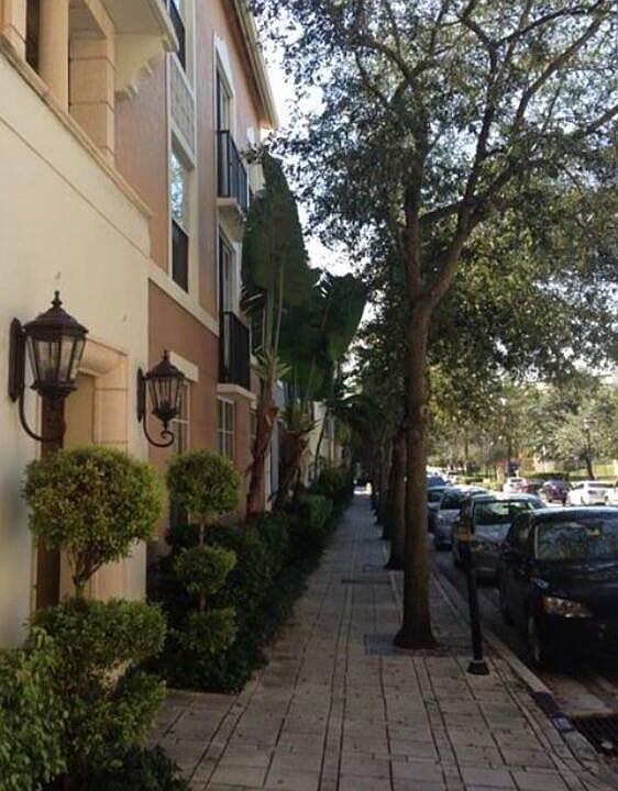 1st image of 580 S Sapodilla Avenue #308
