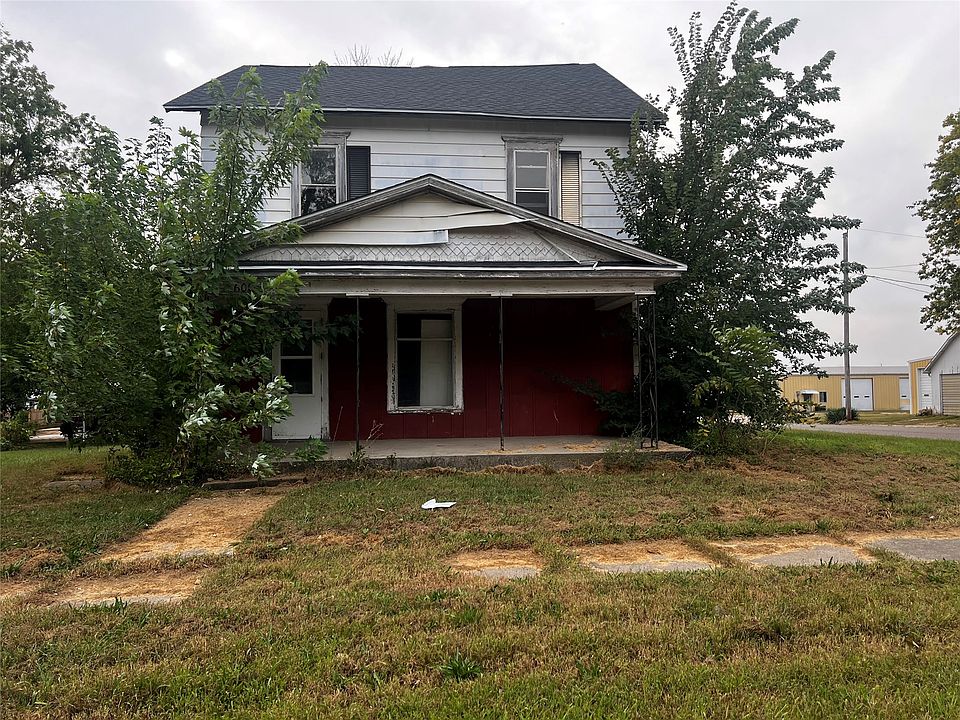 1st image of 600 Main St