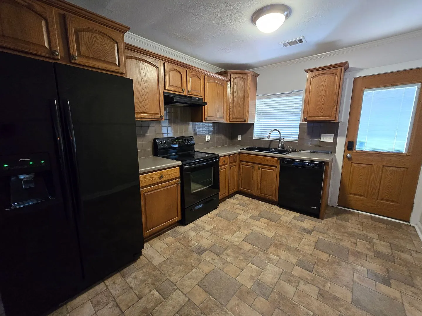 1701 South Pine ST — Photo 2
