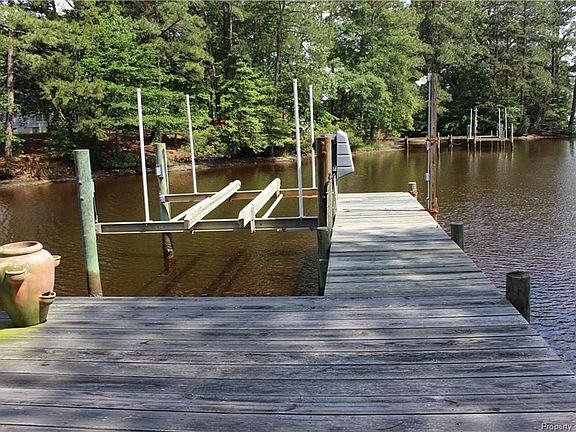 2nd image of 361 Skipjack Ln