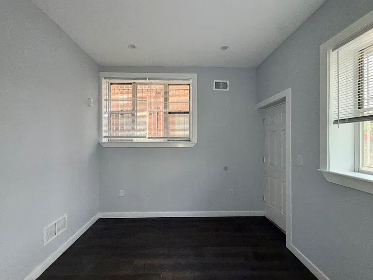 2113 S 15th St #1 — Photo 15