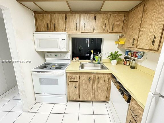 4th image of 2800 NW 56th Ave APT F201